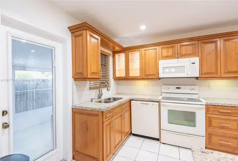 Kitchen - 990 E 2nd St, Hialeah, FL 33010 photo 3 of 4