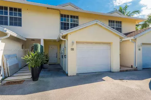 1534 NW 45th St, Pompano Beach, FL 33064