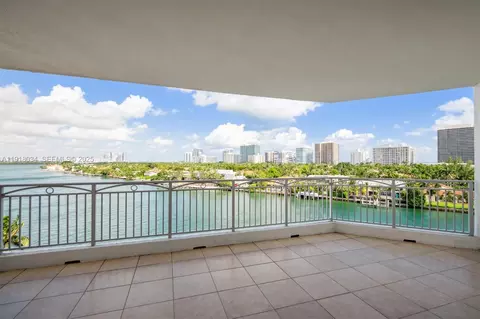 9751 E Bay Harbor Dr #7A, Bay Harbor Islands, FL 33154