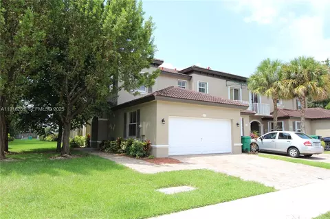 15276 SW 88th Ter, Miami, FL 33196