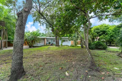 8318 SW 131st St, Pinecrest, FL 33156