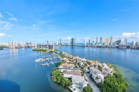 6000 Island Blvd #2406, Aventura, FL 33160
