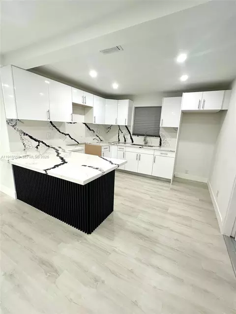 145 NW 2nd St, Dania Beach, FL 33004