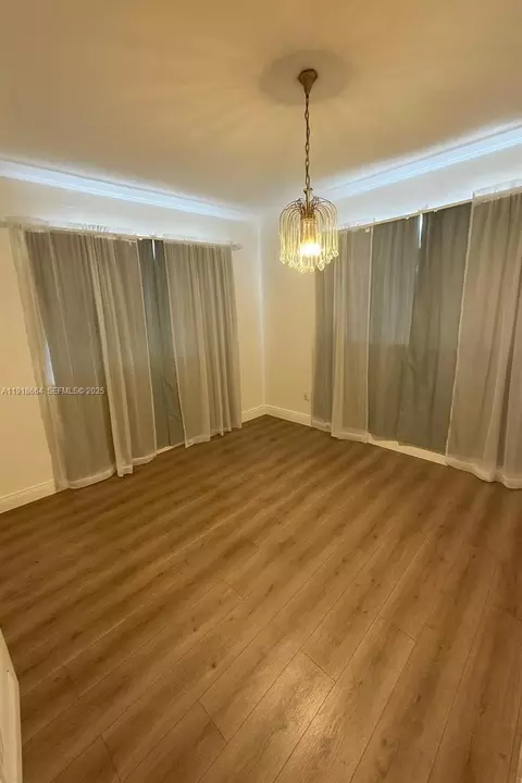 2659 W 10th Ave, Hialeah, FL 33010