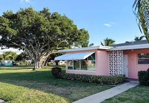 260 S S Blvd #A, Boynton Beach, FL 33435