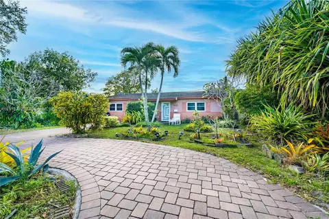 3230 N 72nd Ter, Hollywood, FL 33024