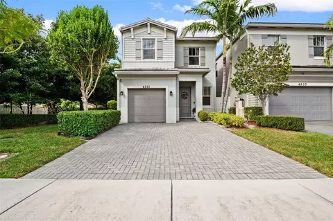 4501 NW 48th Ter, Tamarac, FL 33319