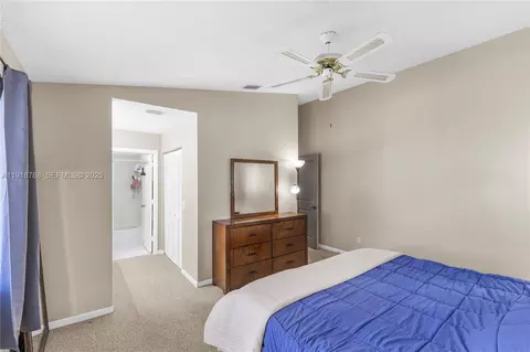 1073 SE 6th Ave, Dania Beach, FL 33004 photo 22