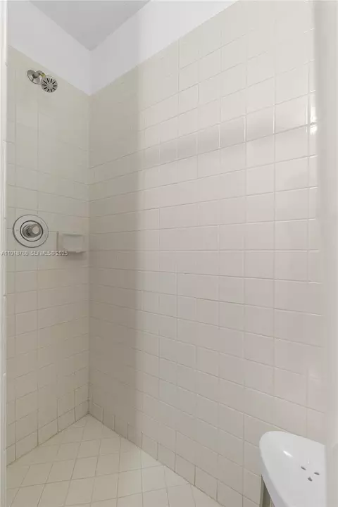 1073 SE 6th Ave, Dania Beach, FL 33004 photo 26