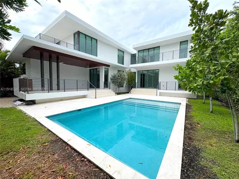 Undisclosed, Key Biscayne, FL 33149