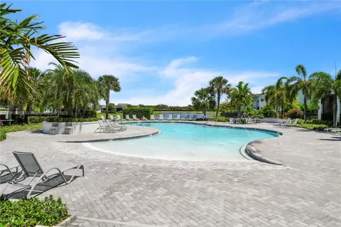 Exterior - 1101 Azul Ct, Lighthouse Point, FL 33064 photo 9 of 9