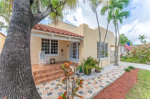 4250 SW 10th St, Miami, FL 33134
