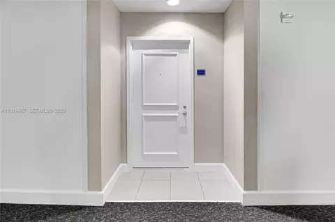 1945 S Ocean Dr #1410, Hallandale Beach, FL 33009