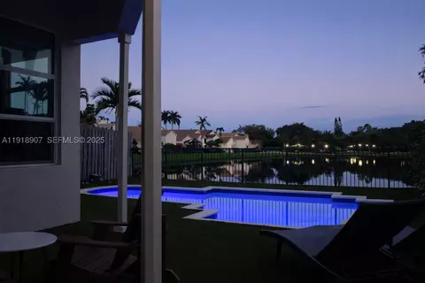 6626 NW 25th Ave, Boca Raton, FL 33496