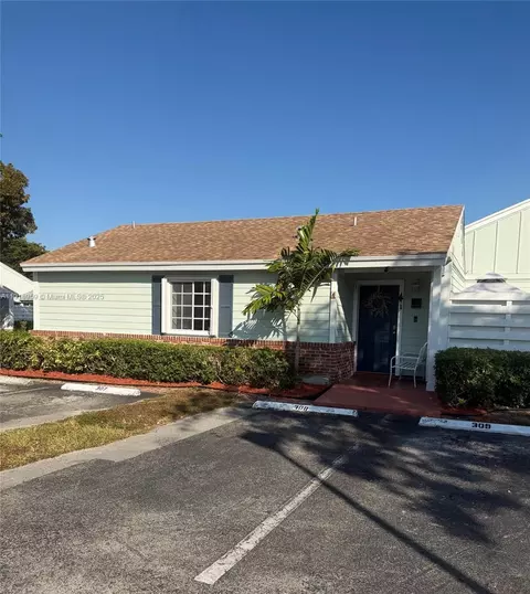 13773 SW 147th Cir Ln #1-21, Miami, FL 33186