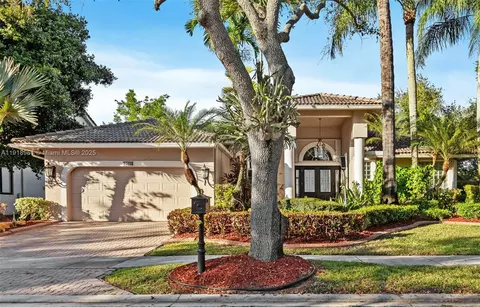 3058 Lakewood Dr, Weston, FL 33332