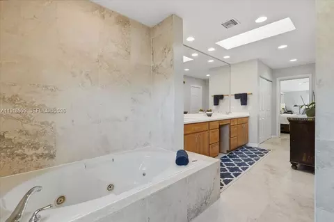 2662 NE 3rd St, Pompano Beach, FL 33062 photo 32