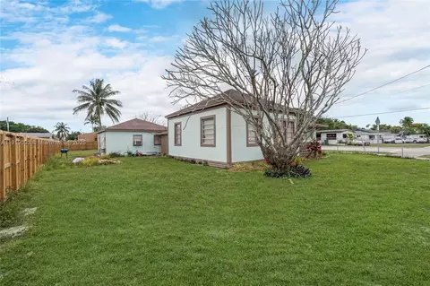 145 NW 6th Ave, Florida City, FL 33034