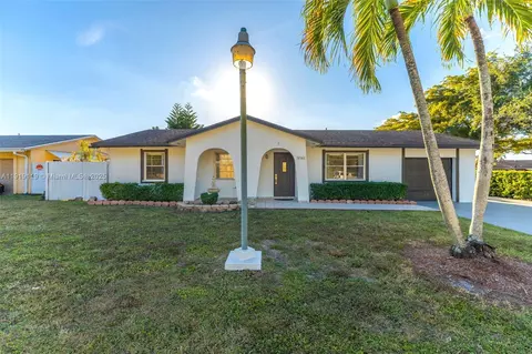 4944 SW 134th Ct, Miami, FL 33175