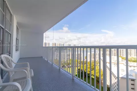 231 174th St #1701, Sunny Isles Beach, FL 33160