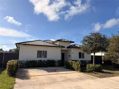 17334 SW 303rd St, Homestead, FL 33030