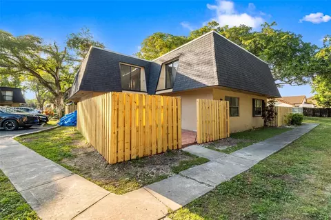 14201 SW 94th Cir Ln #103-5, Miami, FL 33186