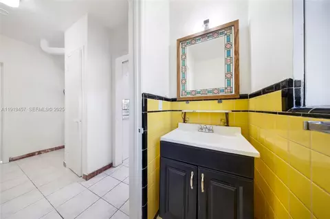 Other - 297 Eucalyptus Dr, Hialeah, FL 33010 photo 2 of 7