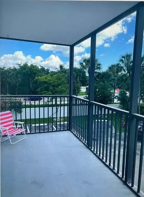 3375 N Country Club Dr #102, Aventura, FL 33180