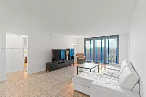 Living - 1121 Crandon Blvd #E304, Key Biscayne, FL 33149 photo 1 of 1