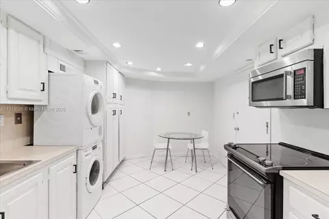 Other - 1121 Crandon Blvd #E304, Key Biscayne, FL 33149 photo 3 of 11