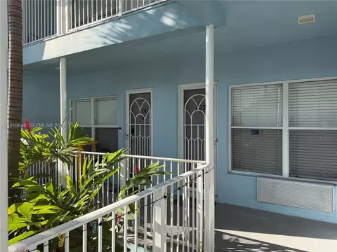 315 Van Buren St #107B, Hollywood, FL 33019