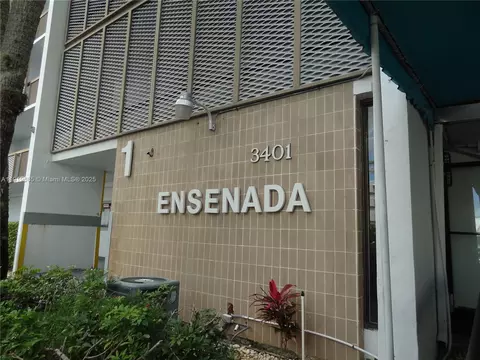 3401 N Country Club Dr #EI506, Aventura, FL 33180