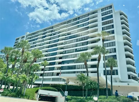 500 Three Islands Blvd #504, Hallandale Beach, FL 33009