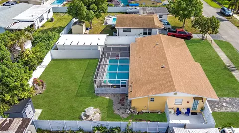 1321 NW 171st St, Miami Gardens, FL 33169