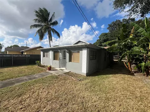 Exterior - 2255 NW 85th St, Miami, FL 33147 photo 5 of 31