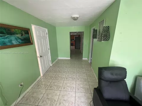 Entry Way - 2255 NW 85th St, Miami, FL 33147 photo 1 of 7