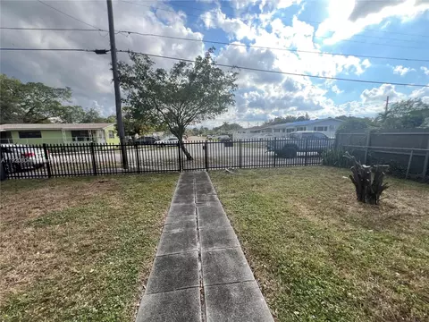 Exterior - 2255 NW 85th St, Miami, FL 33147 photo 28 of 31