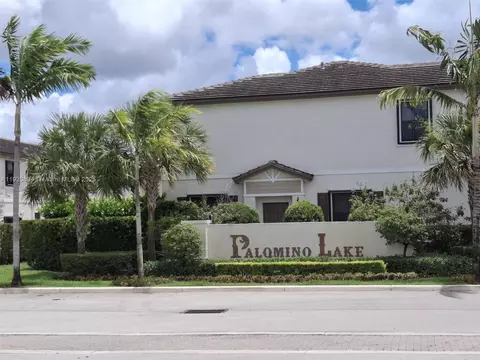 5896 Mustang Mnr, Davie, FL 33314
