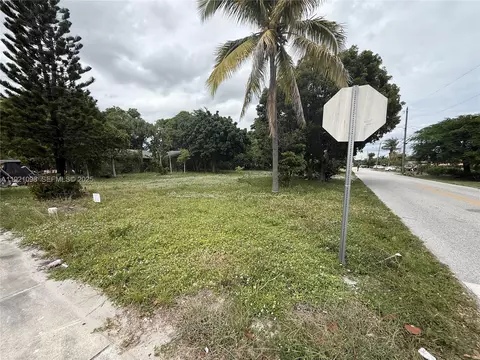 201 NW 11th St, Pompano Beach, FL 33060