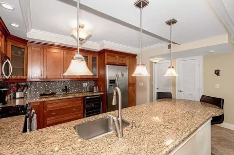 4751 NW 21st St #504, Lauderhill, FL 33313