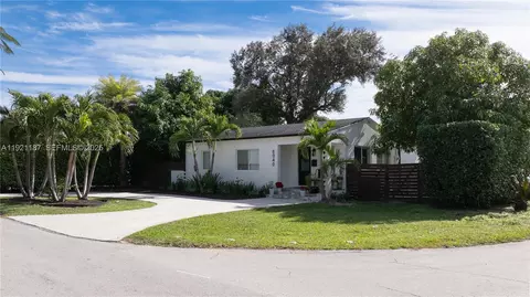 6040 SW 22nd St, Miami, FL 33155