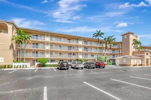 12565 Imperial Isle Dr #204, Boynton Beach, FL 33437