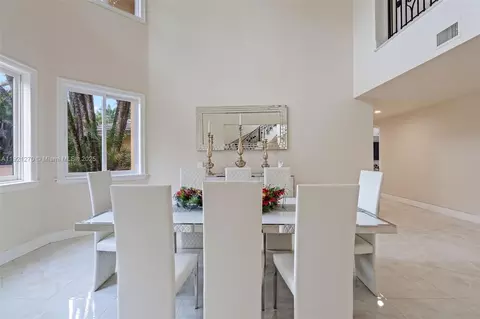 Dining - 7225 Gleneagle Dr, Miami Lakes, FL 33014 photo 1 of 5