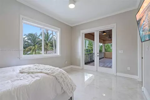Bedroom - 7225 Gleneagle Dr, Miami Lakes, FL 33014 photo 11 of 12