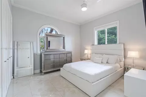 Bedroom - 7225 Gleneagle Dr, Miami Lakes, FL 33014 photo 9 of 12
