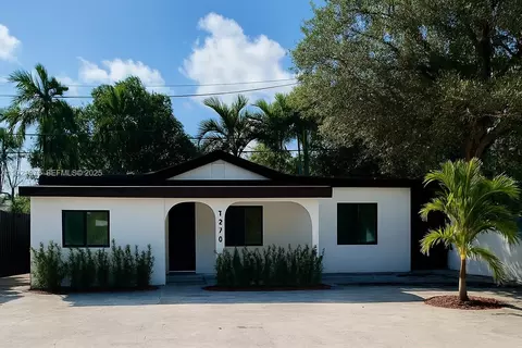 6790 SW 25th Ter, Miami, FL 33155
