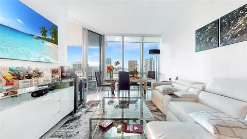 851 NE 1st Ave #1508, Miami, FL 33132