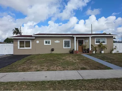 3745 NW 171st Ter, Miami Gardens, FL 33055