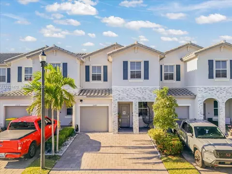 2641 SE 12th St, Homestead, FL 33035