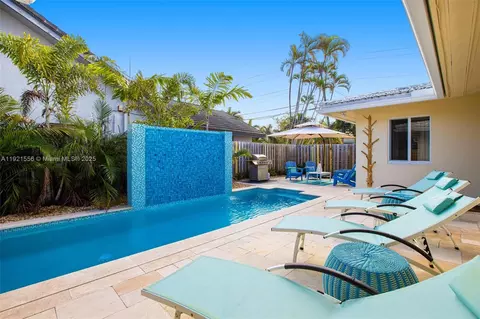 290 Tropic Dr, Lauderdale By The Sea, FL 33308